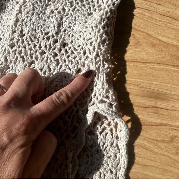 |Newport News| tan crochet knit dress Medium - Picture 8 of 8